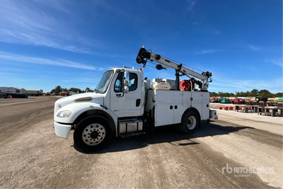 2014 Freightliner M2 106 4x2 Camion de service
