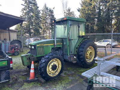 John Deere 5410 4WD tractor utilitario (Inoperable)
