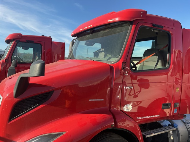 2021 Volvo VNR 6x2 T/A Day Cab Truck Tractor (Inoperable)