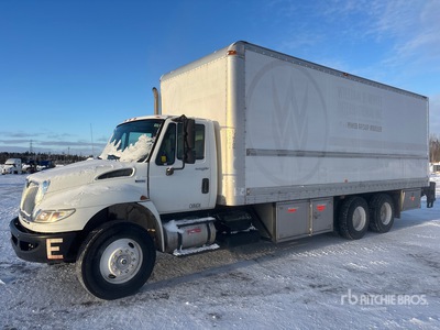2012 International DuraStar 4400 6x4 Van Truck