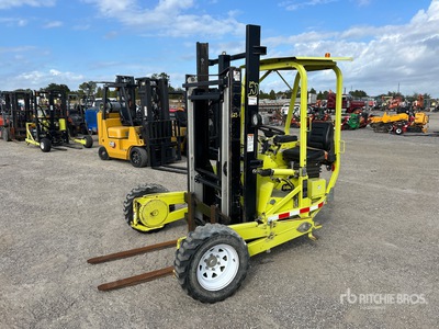 2020 Donkey 4000 lb Pneumatic Tire Forklift
