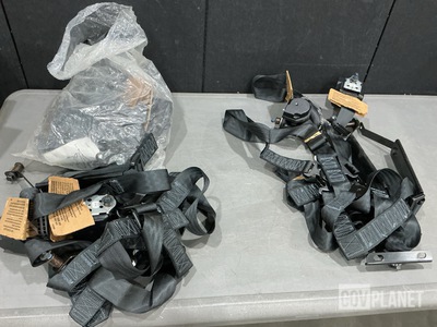 (3) Indiana Mills & Manufacturing F104117 Vehicular Safety Belts