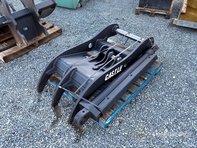 Castle WBM-200 Excavator Thumb - Fits Hitachi / JD 200 (Unused)