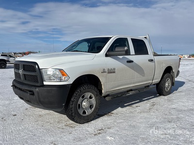 2018 Ram 3500 4x4 Crew Cab Pickup