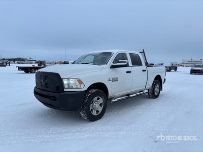 2018 Ram 3500 4x4 Crew Cab Pickup