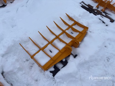 2026 GIYI Râteau de pelleteuse - Fits Cat 303 (Unused)