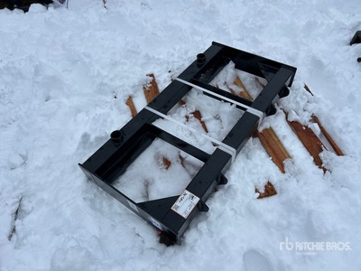 2026 GIYI GY-BF47 47 in Skid Steer Bale Spear (Unused)