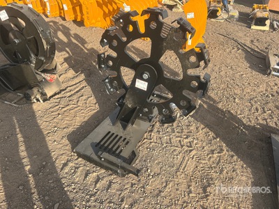 2026 GIYI GY-MCW43 4 in Skid Steer Steering Mechanical Compator Wheel (Unused)