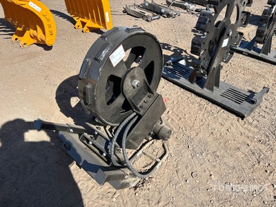 2026 GIYI GY-CW43 Mini Skid Steer Steering Compactor Wheel Varios implementos minicargadora (Unused)