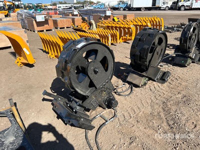 2026 GIYI GY-CW44 Mini Skid Steer Steering Compactor Wheel Varios implementos minicargadora (Unused)