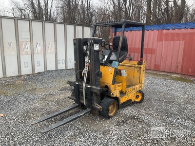 Hyster E40XL Electric Forklift
