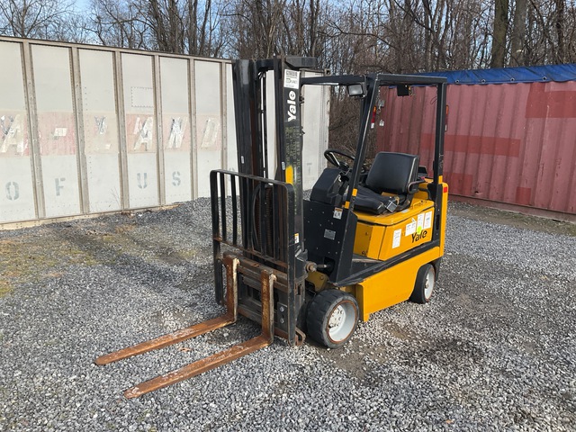 Yale GLC030BFNUAF082 Forklift