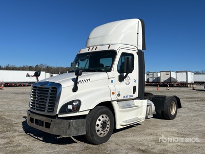 2016 Freightliner Cascadia 125 4x2 S/A Day Cab Truck Tractor