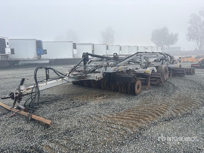 Willcox Eliminator 15 ft 10 in Semi-Mount Vertical Tillage Equipment