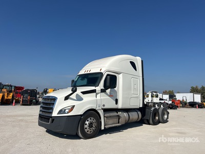 2019 Freightliner Cascadia 126 6x4 T/A Sleeper Truck Tractor