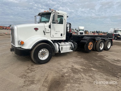 2014 Peterbilt 365 6x4 Roll-Off Truck