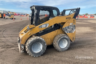 2012 Cat 262C2 Two-Speed High Flow XPS Mini pala