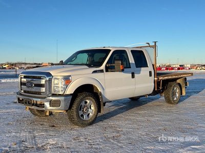 2014 Ford F-350 XLT 4x4 Crew Cab Flatbed Truck