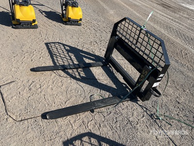 JBX 4000 48 in Skid Steer Forks - Fits skid steer (Unused)