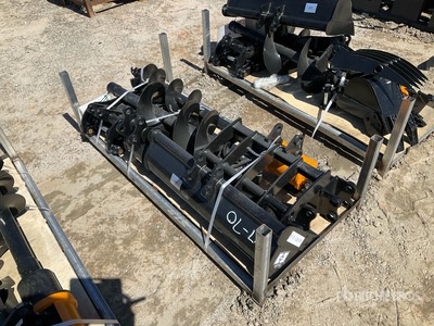 Quantity of (8) 2026 GIYI VCA-8 Mini Excavator Attachments Attacco per escavatore - Fits Cat 301 (Unused)