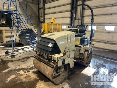 2011 Ammann AV26-2 Double Drum Roller