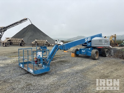 2012 Genie S-65 4WD Diesel رافعة تليسكوبية بذراع تطويل