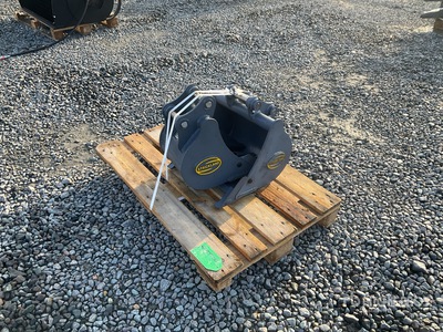 Quantity of (2) Strickland Digging Excavator Bucket - Fits Kobelco SK17 (Unused)