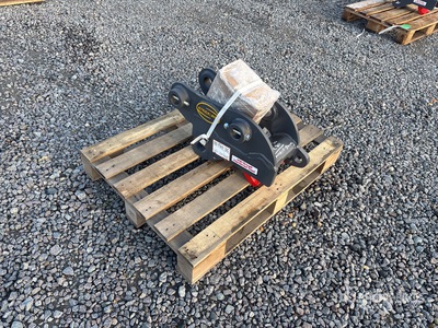 Strickland Excavator Coupler - Fits Komatsu PC80 (Unused)