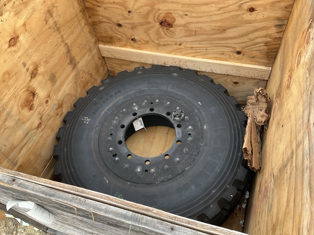 Oshkosh 12605570 Spare Tire Assembly