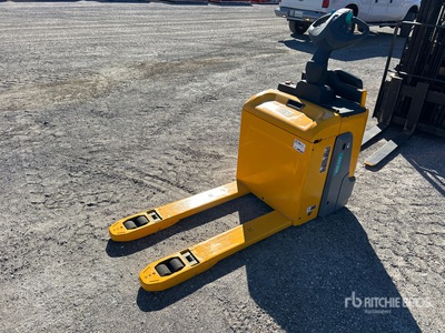 2020 Jungheinrich ERE225 5500 lb Electric Pallet Jack