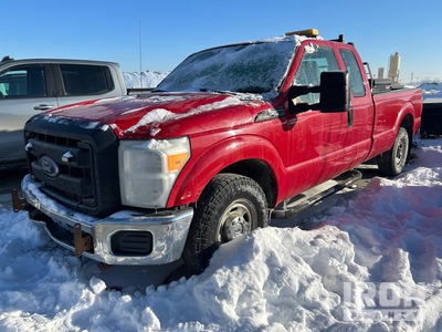 2015 Ford F-250 XL 4x2 Extended Cab Pickup