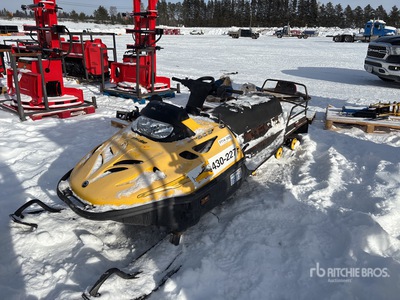 2006 Ski-doo Skandic 550F Snowmobile (Inoperable)