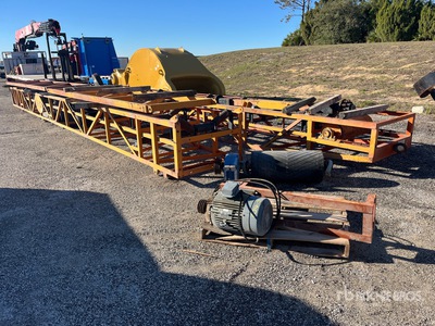 2020 Better 32 in x 85 ft Portable Radial Stacking Conveyor