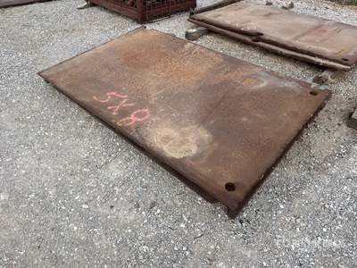 Quantity of (2) 5 ft x 8 ft (1.25 in Thick) Road Placche in metallo
