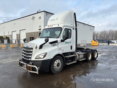 2020 Freightliner Cascadia 116 6x4 Day Cab Truck Tractor