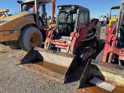 2017 Takeuchi TL12R-2 Oruga cargadora compacta