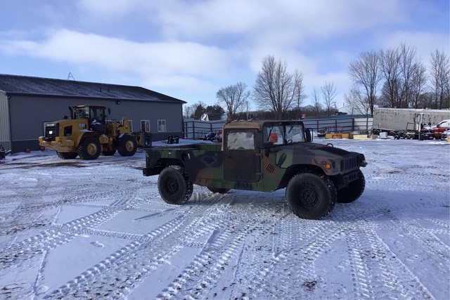 2006 AM General M1097R1 HMMWV 2 Door Soft Top w/Truck Body