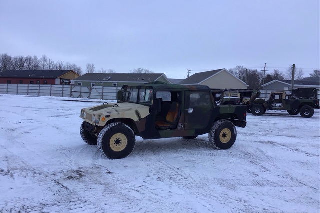 2008 AM General M1097R1 HMMWV 4 Door Soft Top w/Truck Body