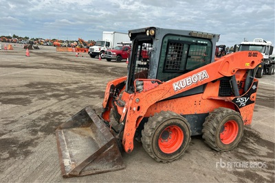 2016 Kubota SSV75 Two-Speed Skid Steer Loader