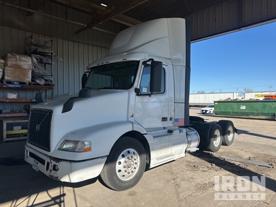 2016 Volvo VNM 6x2 T/A Day Cab Truck Tractor