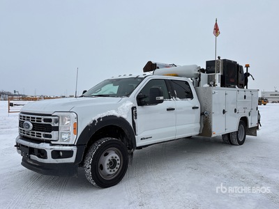 2023 Ford F-550 XLT 4x4 Crew Cab Service Truck