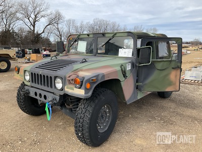 2008 AM General M1097R1 HMMWV 4 Door Soft Top w/Truck Body