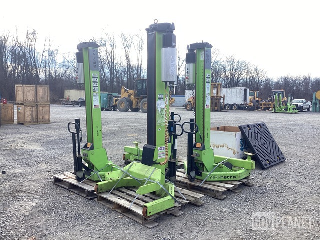Set of ARI Hetra HDML-8 Mobile Column Lifts in Chambersburg ...