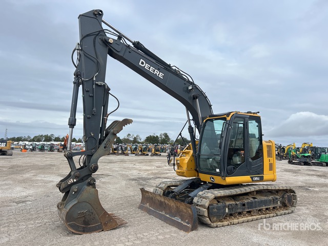 2023 John Deere 135G Tracked Excavator | Ritchie Bros. Auctioneers