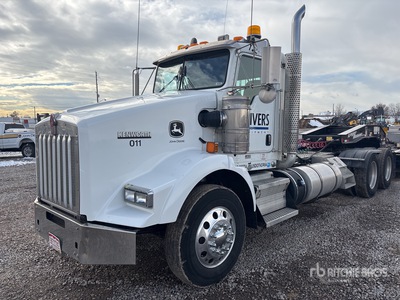 2011 Kenworth T800B 6x4 T/A Dagcabine Trekker