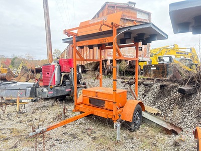 2013 Arrowmaster WAAW15SB-STD を見 Arrow Board