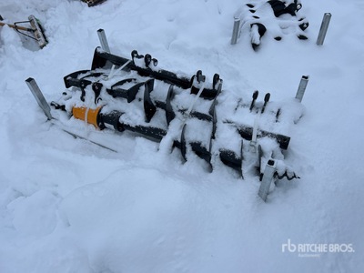 Quantity of (8) 2026 GIYI VCA-8 Mini Excavator Attachments Varios, accesorio para excavadora - Fits Cat 301 (Unused)