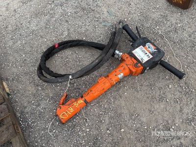 APT MH70 Démolisseur