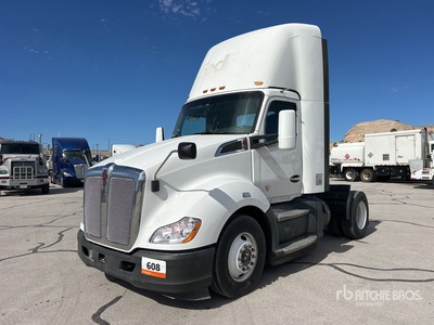2020 Kenworth T680 4x2 Day Cab Truck Tractor