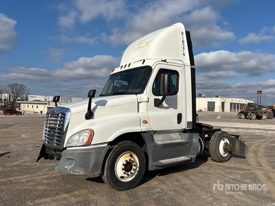 2016 Freightliner Cascadia 125 4x2 Cabeza Tractora Cabina Corta